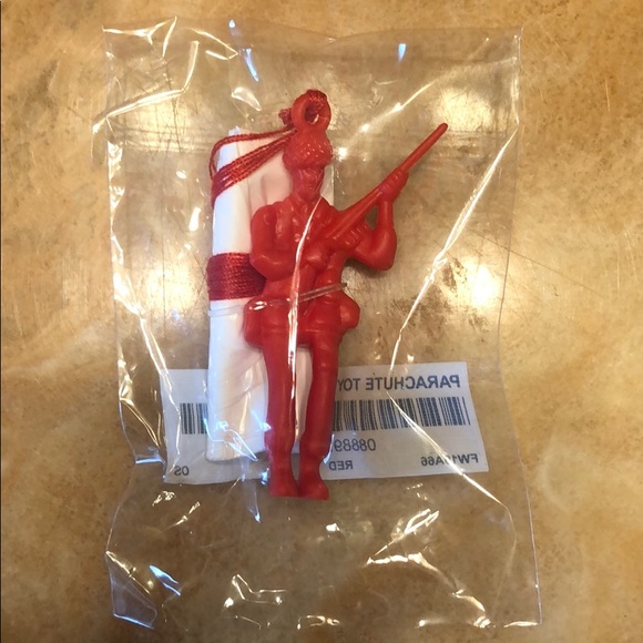 Supreme Parachute Toy Soldier New Rare Authentic - Picture 4 of 5